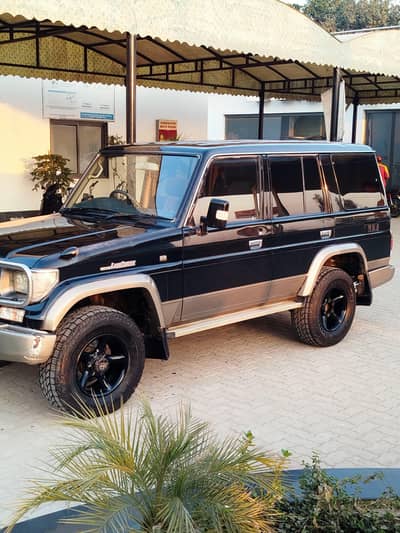 Toyota Land Cruiser Prado 1992