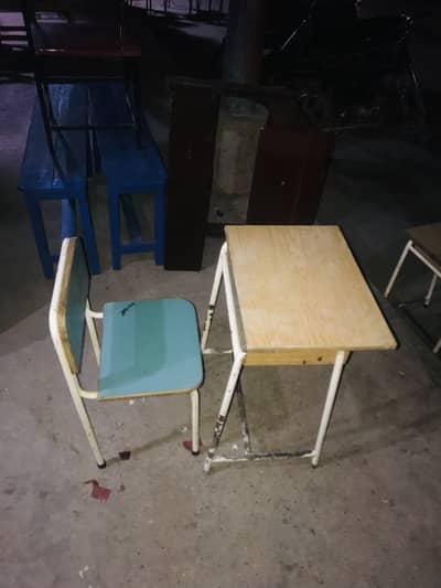 School furniture used iron fram available