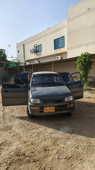 Coure Daihatsu 2004 Genuine Condition