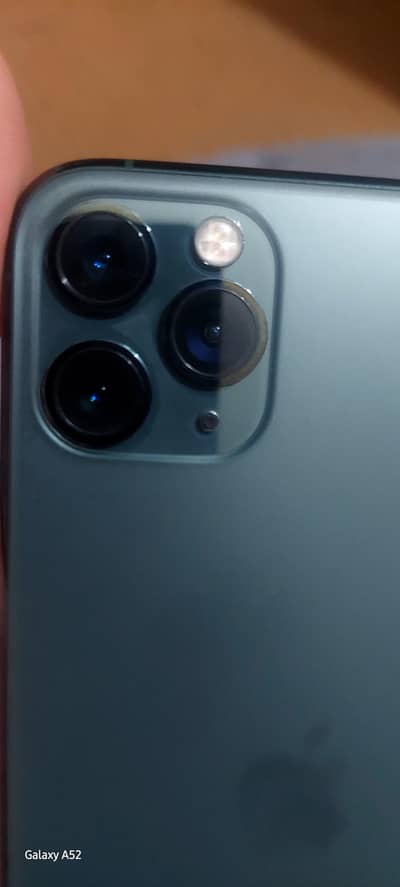 11 pro max 256 gb in mint condition