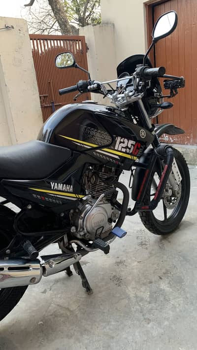 Yamaha YBR G 125