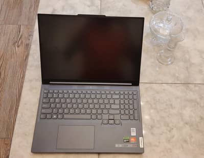 Lenovo Legion Slim 5 RTX4O6O