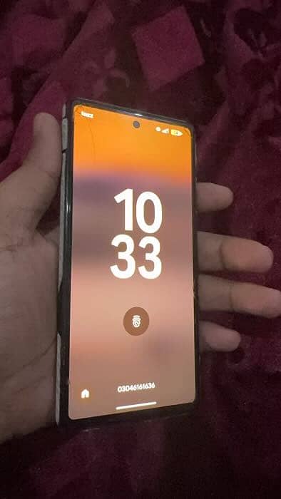 Pixel 6a white colour