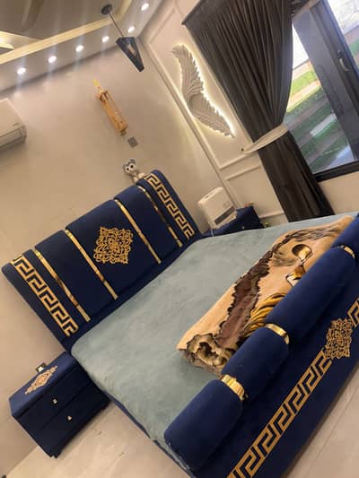 Beautiful bed set with side tables and mattress