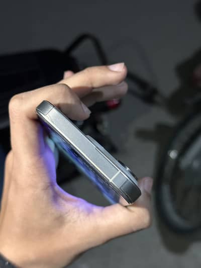 Iphone 15pro JV(sim locked) 10/10 condition scratchless