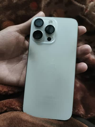 iphone 15 pro max (JV)