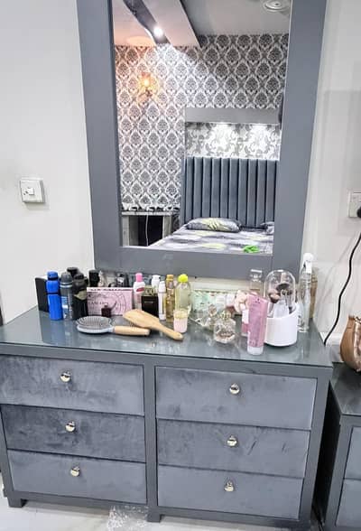 Double bed set complete for sale