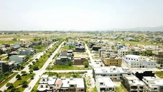 AZ REAL ESTATE & BUILDERS