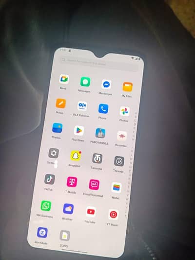 OnePlus 7t gaming or camera best battery backup