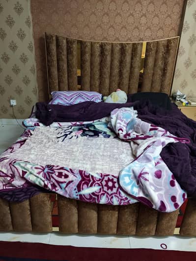 Double bed set for sale