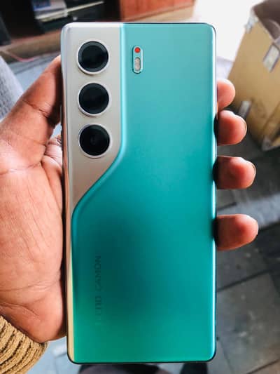 Tecno Camon 40 Pro 16GB RAM 256GB PTA Approved -Full Accessories- 9/10