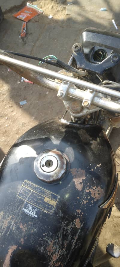 honda 2003 karachi no.