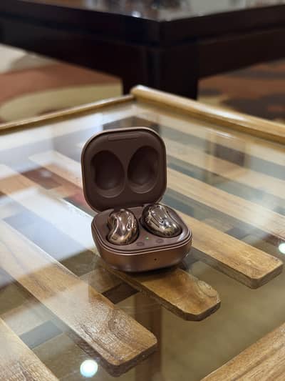 Samsung Galaxy Buds Live (Mystic Bronze) – Premium Condition  – Lahore