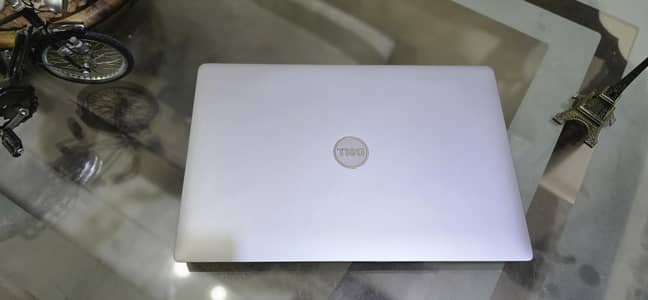 Dell Latitude 5240 – Core i7 (11th Gen) | 8GB RAM | 512GB SSD