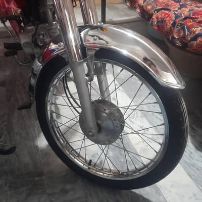 2019 model cd 70 total jenunie Engine full ok 100% shocks all k k