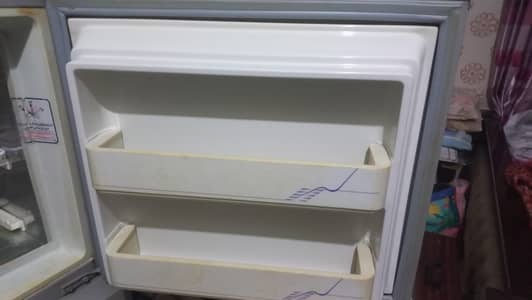 Small size Dawlance Refrigerator