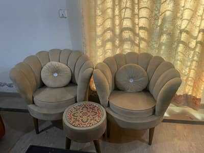 2 Flower Style Coffee Chairs with Centre Console for Sale - Lahore