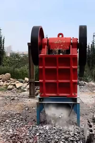 Crush machine Azad Kashmir ma hai