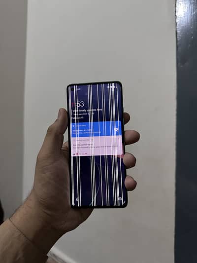 One plus 8 128 back crack