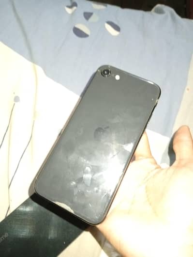 iPhone SE 64Gb battery health 76 water pack