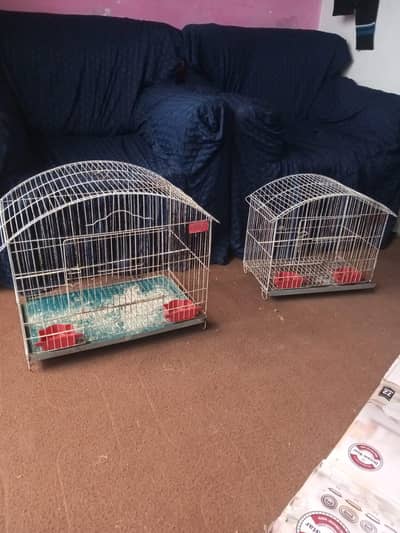 2 cages different size