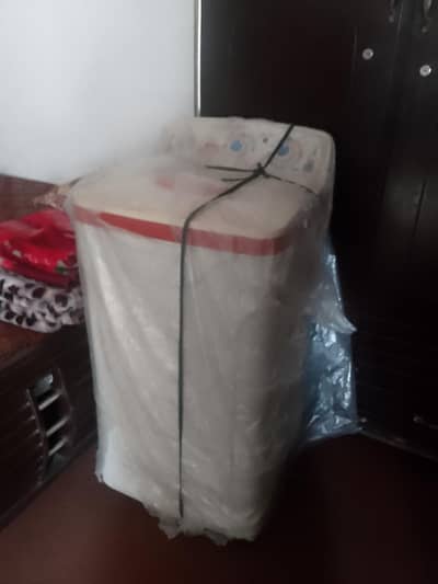 Brand New full size washing machine. full pack 0.3. 02.55. 6.1. 21.0