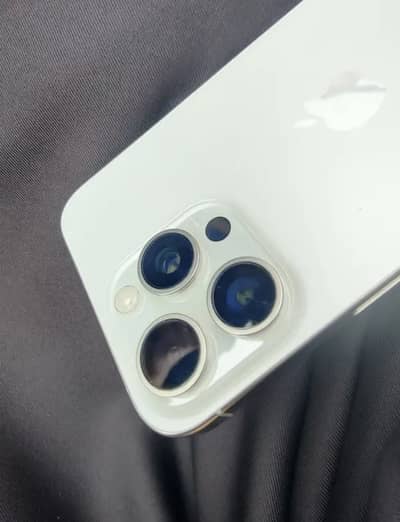iPhone 15 Pro Max White Titanium 256gb