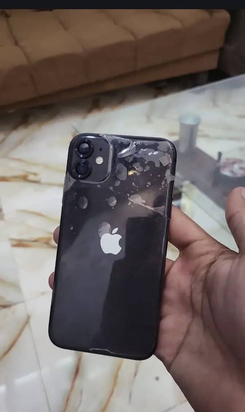 iPhone 11 1
