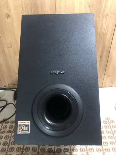 Creative  inspire t7900 theatar system heavy duty