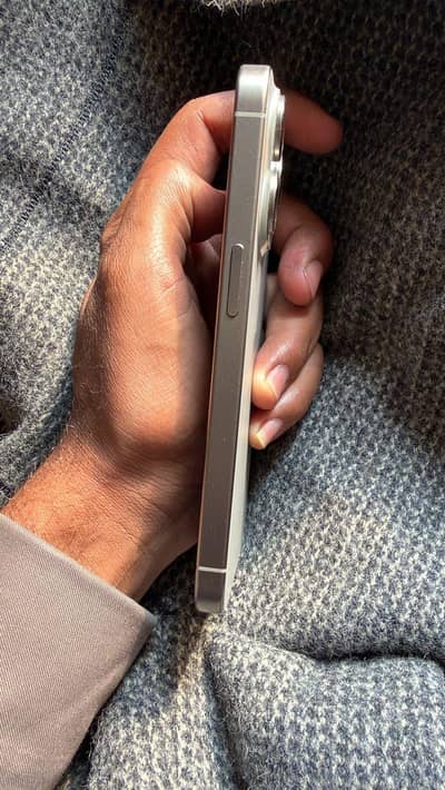 iphone 15 pro factory unlock  battery health 86 ha 512gb ha water pack