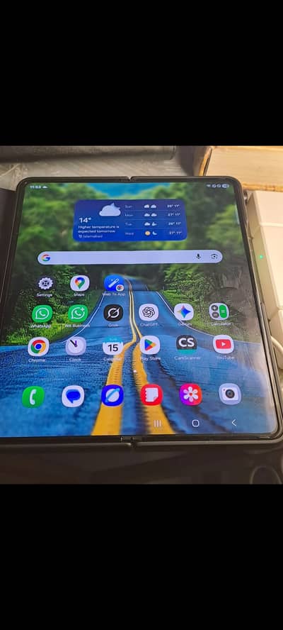 Samsung Mobile Z Fold 4 Non PTA 256/12