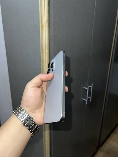 iPhone 15 pro max 256Gb Jv