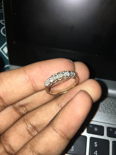 Diamond ring with gold 5 stones