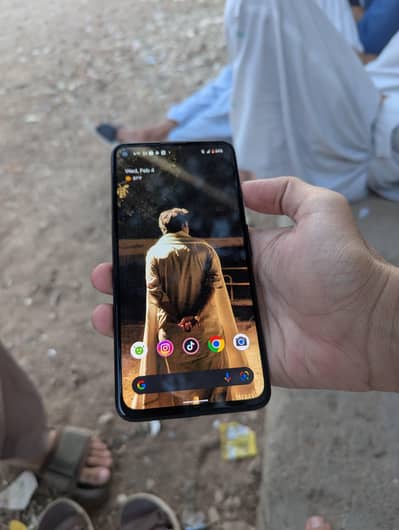 Google pixel 4a 5g (Exchange possible) with gaming phone