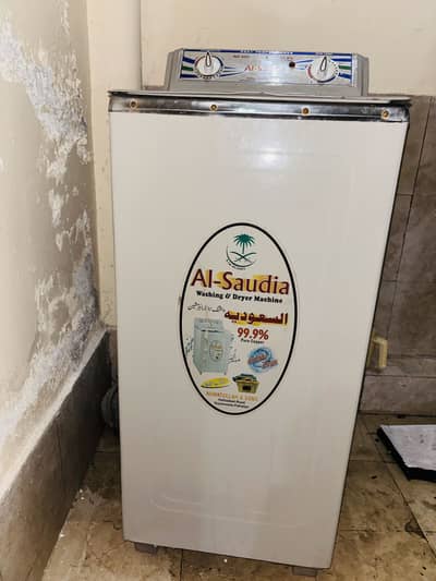 Al saudia dryer spinner 1 year used AD-444