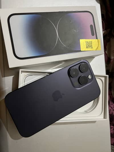 Iphone 14 pro approved with box