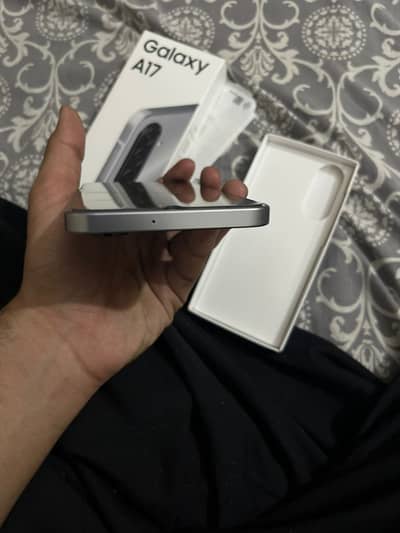 Samsung Galaxy A17