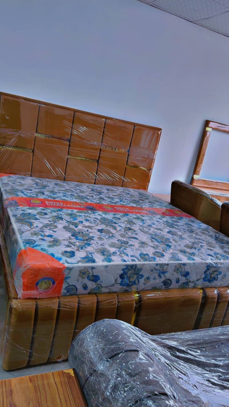 Bed , side tables and dressing table 0