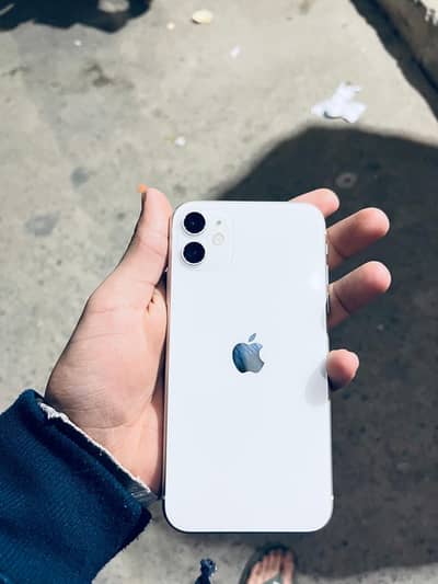 IPHONE 11 for sale 128 GB.  03068912487 only wtsapp meassge