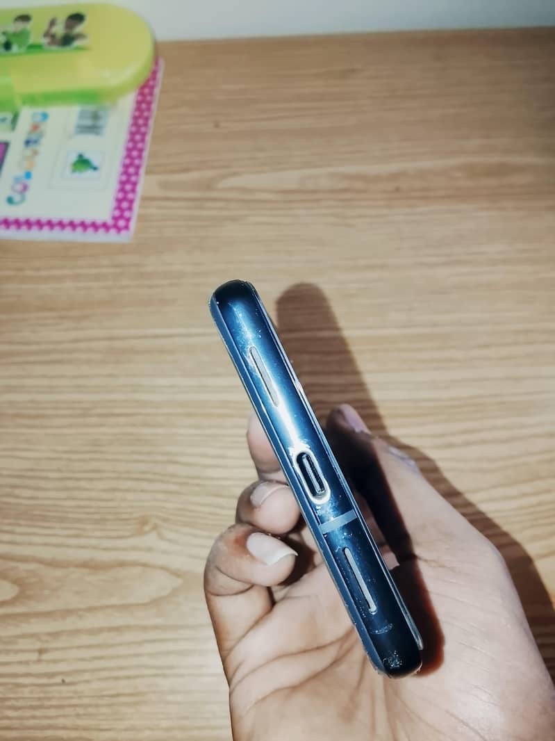 Google Pixel 7 pro 12