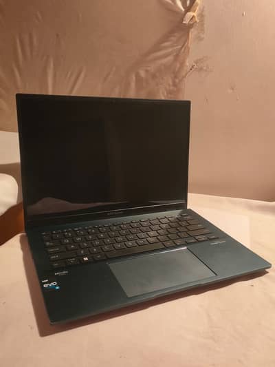 Asus Zenbook , core i5 - 1340P, 13 Generation , OLED