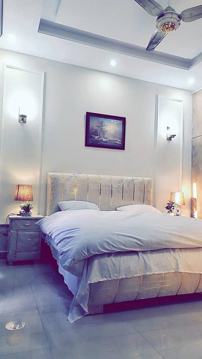 Luxury Furnished house Near Dha Raya Dolmen Mall daily basis indep