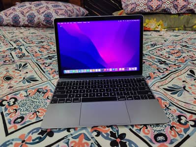 Macbook 2016 early 13 inch