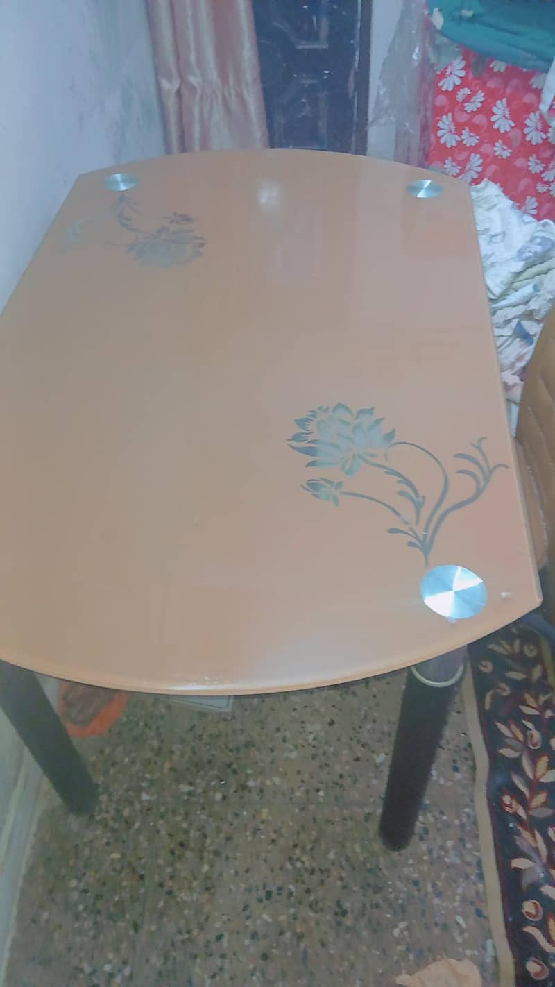 dining table with one chairs 0