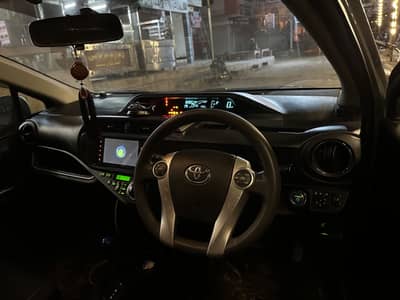 Toyota aqua G soft leather solution 14/17