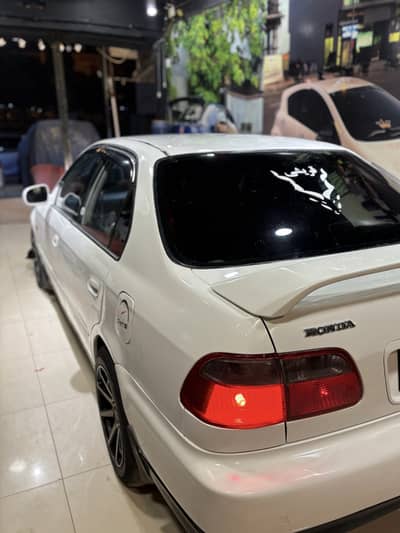 Honda civic 2000 model