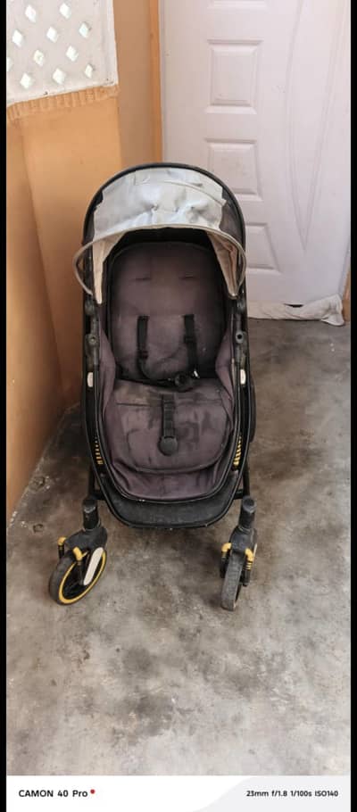 Baby stroller foldable imported