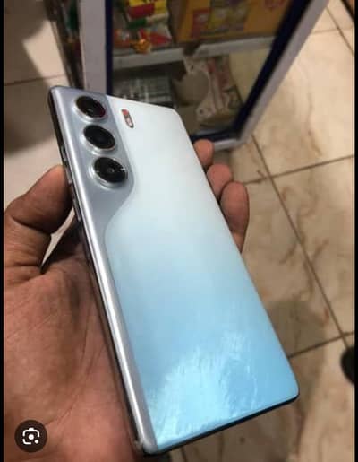 Tecno camon 40 simple in 6 month warranty neat condition