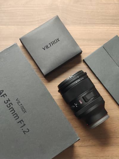 Viltrox 35mm f/1.2 LAB ( Sony E Mount  )-Mint 10/10++ Just Box Pulled