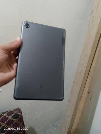 Lenovo m8 tab complete box